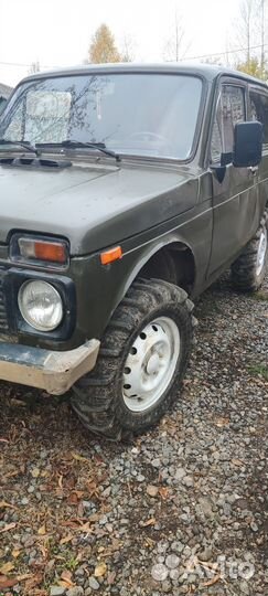 LADA 4x4 (Нива) 1.6 МТ, 1997, 80 000 км