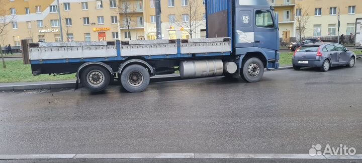 Тентованный грузовик Volvo FH460, 2000