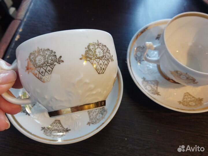 Лот из двух чайных пар ранние вербилки