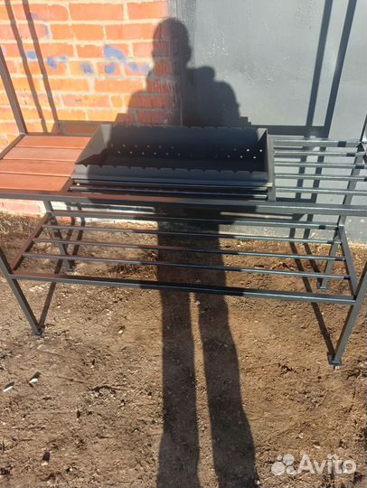 Мангал с крышей