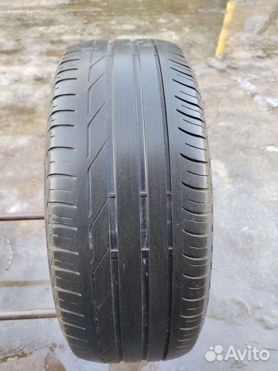 Bridgestone Turanza T001 225/55 R17