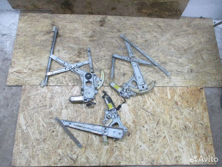 Стеклоподъемник двери Ниссан Патрол Y 61