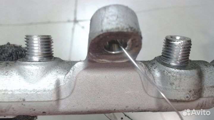 Рампа топливная Volkswagen Passat 6, 2010