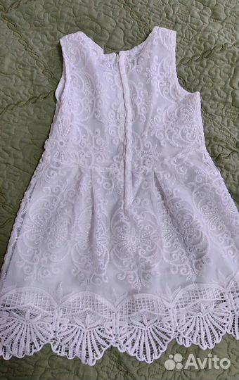 Платье детское с кружевом 116