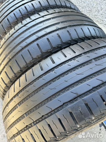 Nokian Tyres Hakka Blue SUV 215/65 R16