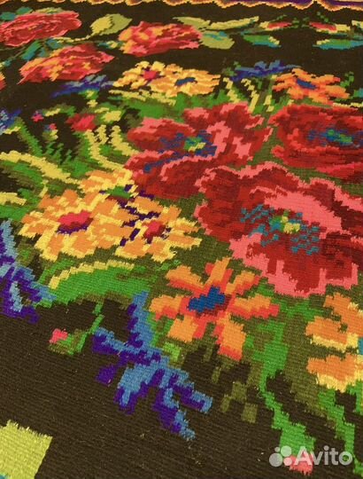 Ковер шерстяной винтажный ручной работы