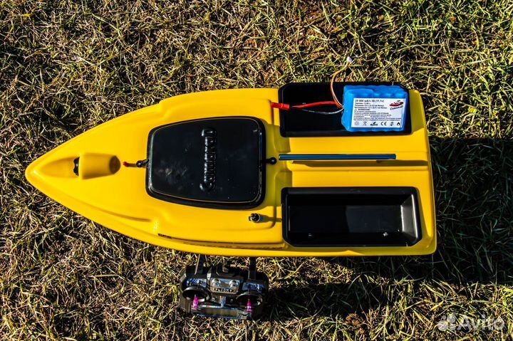 Прикормочный кораблик:GPS навигация,25А,сумки