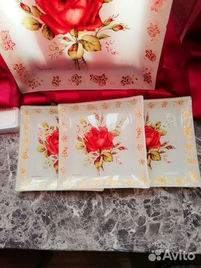 Набор тарелок на 6 персон