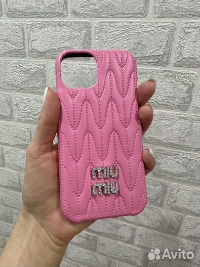 Чехол на iPhone