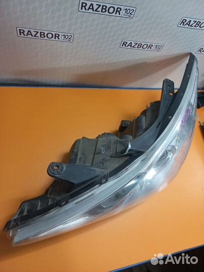 Фара левая Hyundai Sonata 6 YF