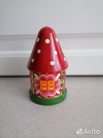 Игрушка грибок с секретом