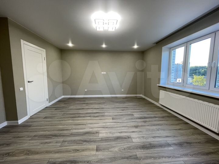 2-к. квартира, 71 м², 6/10 эт.