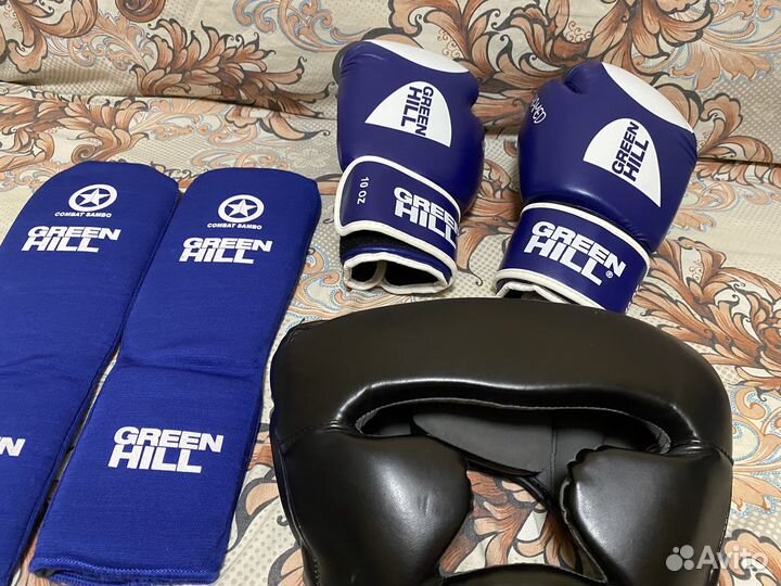 Шлем,защита голень+стопа,перчатки боксерские