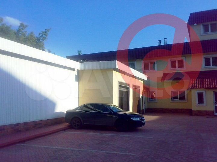 Продам здание, 1400 м²