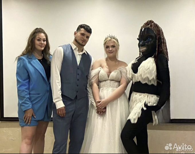 Ведущая и DJ