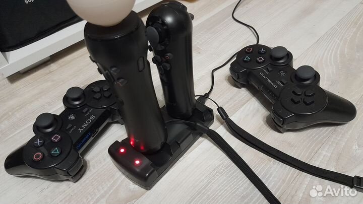 Зарядная станция для sony ps3 (4 в 1)