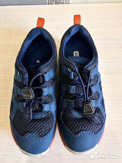 Кроссовки Ecco р. 28