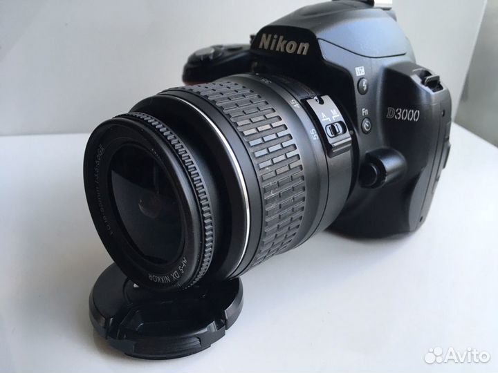 Nikon d3000 kit 18-55mm