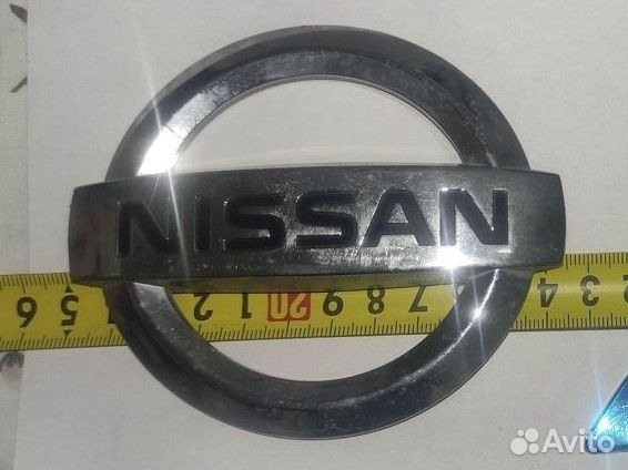 Эмблема значок Nissan