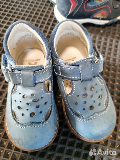 Сандали, кеды, сапоги, ботинки