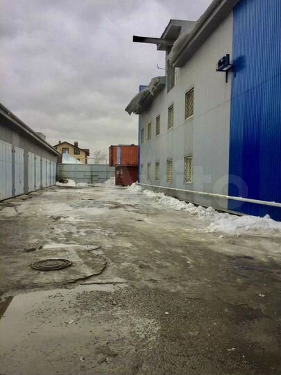 Производство, 2560 м²