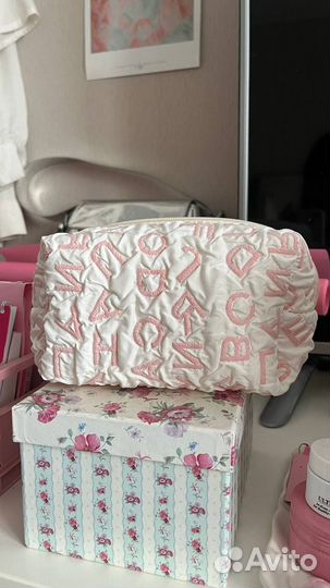 Косметичка белая pinterest