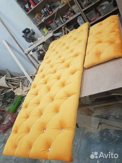 Настенная панель с каретной стяжкой вешалка