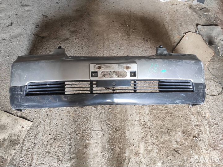 Бампер передний Mitsubishi Dingo