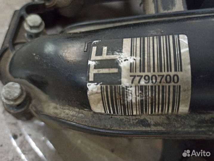 Коллектор впускной BMW X6 E71 M57