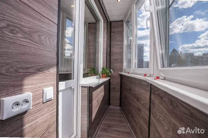 Отделка балкона ламинатом