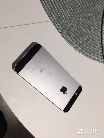 iPhone 5 se 128gb 2017г