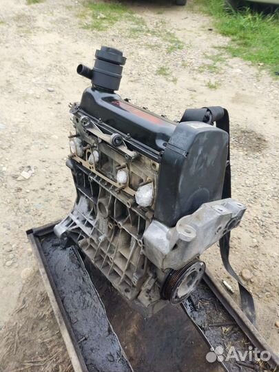 Двигатель AKL Skoda Octavia (A4 1U) 2000 1.6