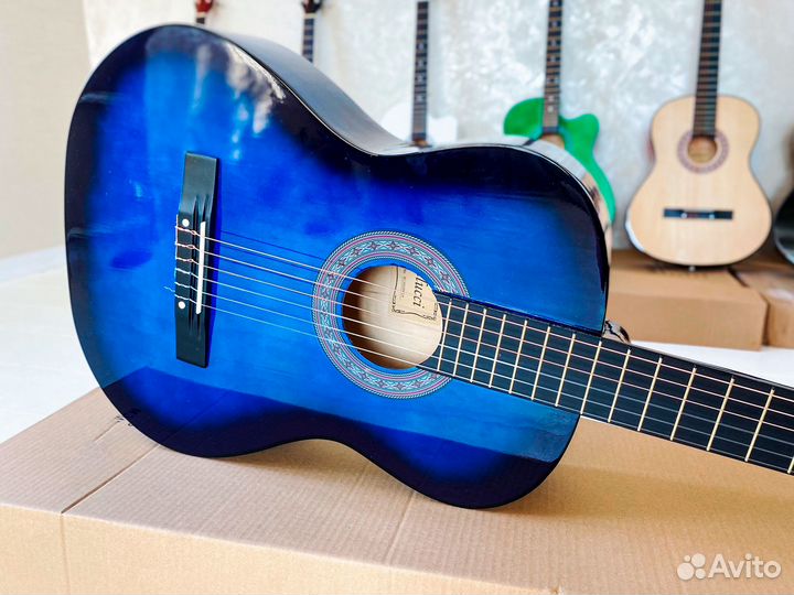 Классическая гитара Belucci