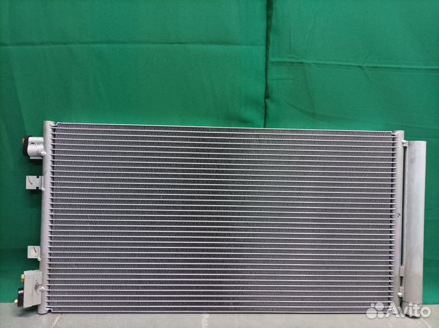 Радиатор кондиционера Renault Fluence 1 2009