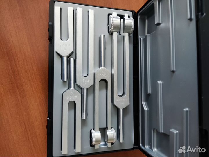 Камертоны Германия медицинский прибор