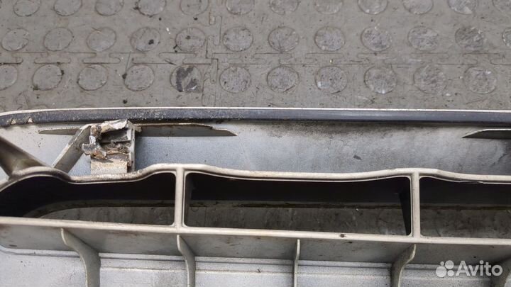 Решетка радиатора Toyota Tundra, 2004