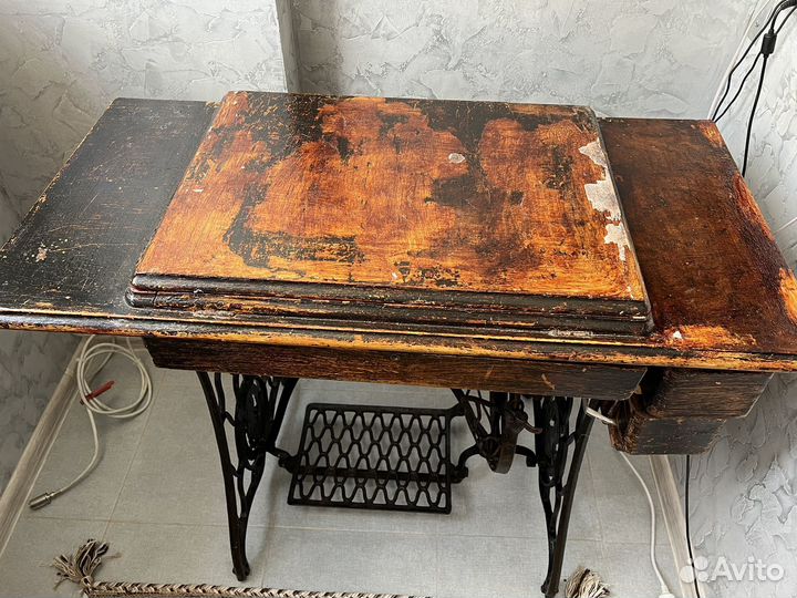 Машинка антиквариат