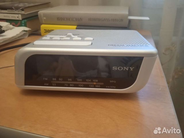 Радиочасы Sony ICF-C205 купить в Москве | Электроника | Авито