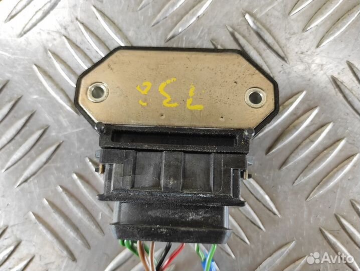 Коммутатор Audi 80/90 1986 1991