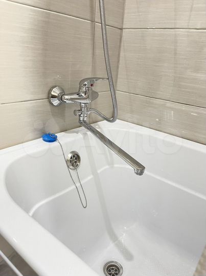 2-к. квартира, 51 м², 1/11 эт.