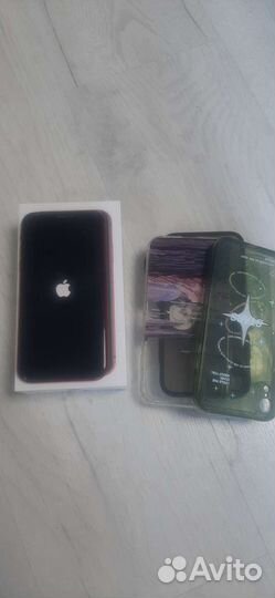 Телефон iPhone XR