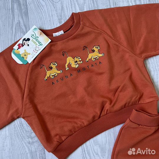 Костюм детский новый