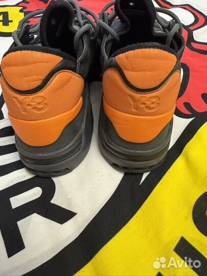 Кроссовки женские37