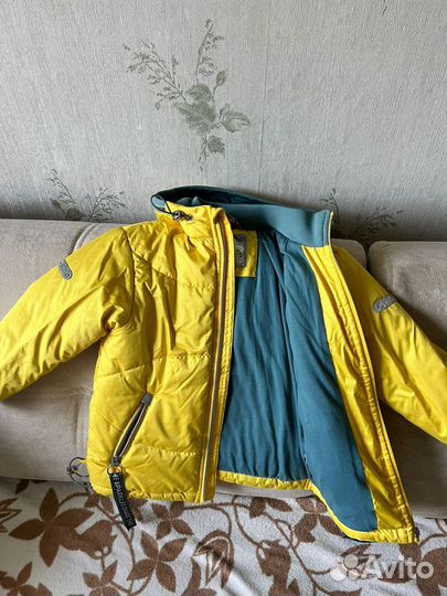 Куртка демисезонная детская pelican на 4-5 лет