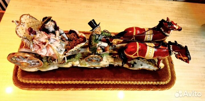 Антикварная статуэтка карета 19 век