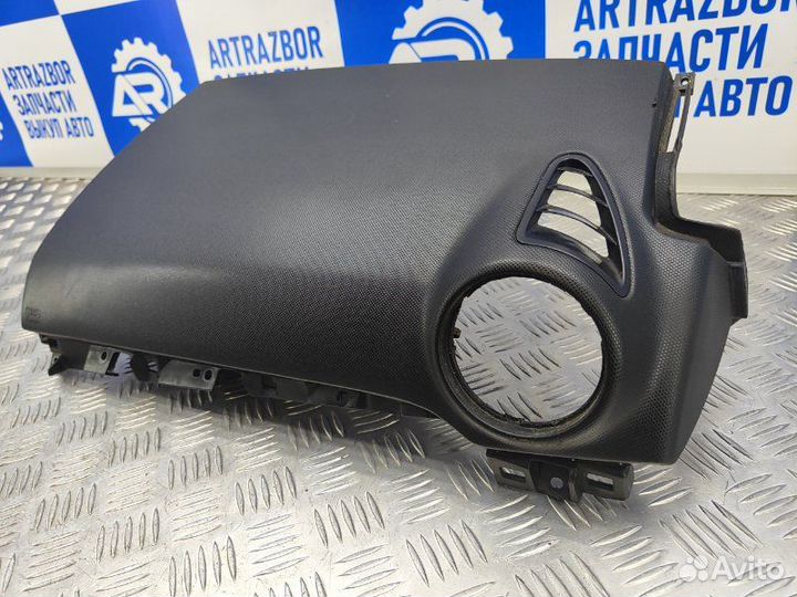 Подушка безопасности пассажирская (в торпедо)