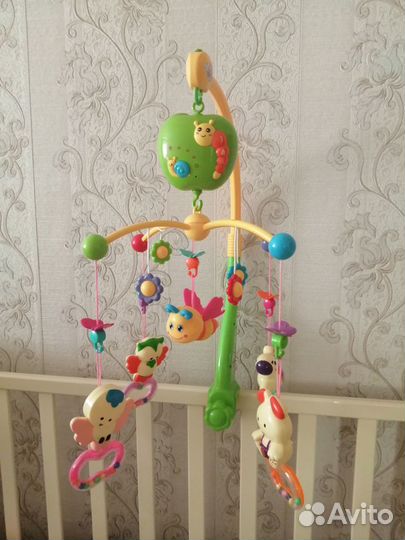 Музыкальная карусель на кроватку