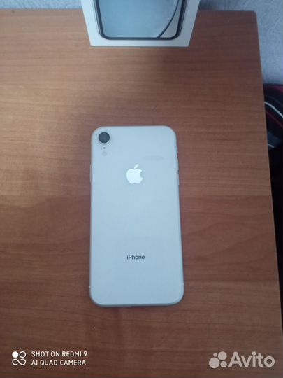 iPhone Xr, 64 ГБ