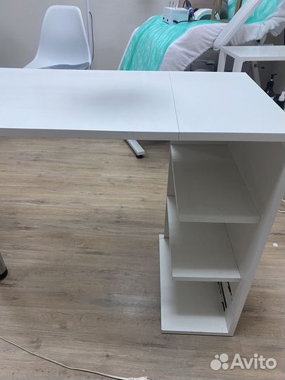 Стол для маникюра