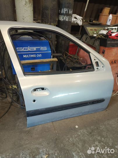 Дверь передняя Renault